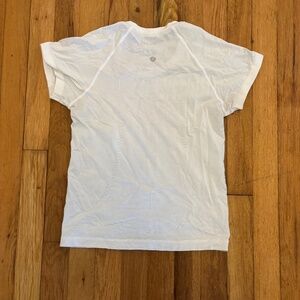 Lululemon Swiftly Tech Short Sleeve